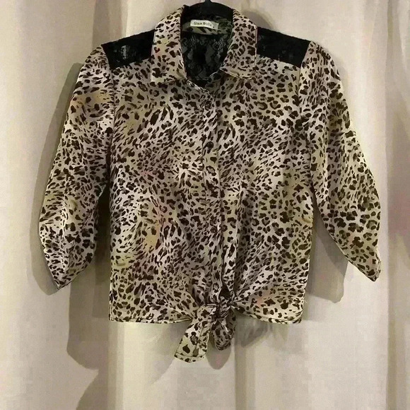 Women’s Cheetah Quarter Sleeve Glam Dollz Blouse - Picture 1 of 7